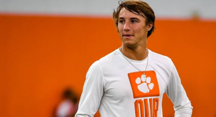 Giants Told to ‘Familiarize Themselves’ With Rising 4,000-Yard QB Cade Klubnik for 2025 NFL Draft