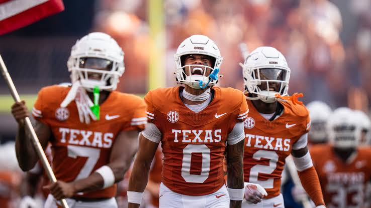 Due to several inequality issues in the Texas Longhorns football team , Four world class players announce to step down…