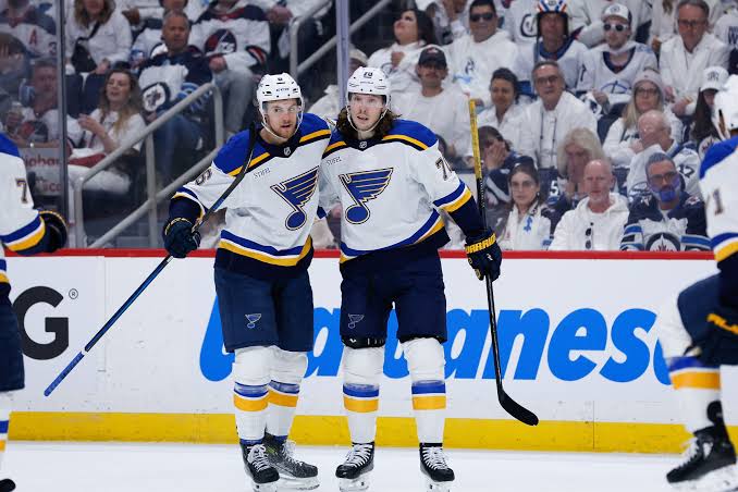 St. Louis Blues Dominate Winnipeg Jets in Thrilling Encounter: Game Highlights and Analysis