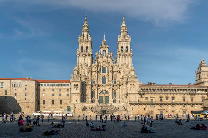 Spain’s greatest contemporary ancient pilgrimage route is the Camino de Santiago.
