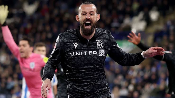 Striker Steven Fletcher has announced “with a heavy heart” he is leaving Wrexham “and not by choice……
