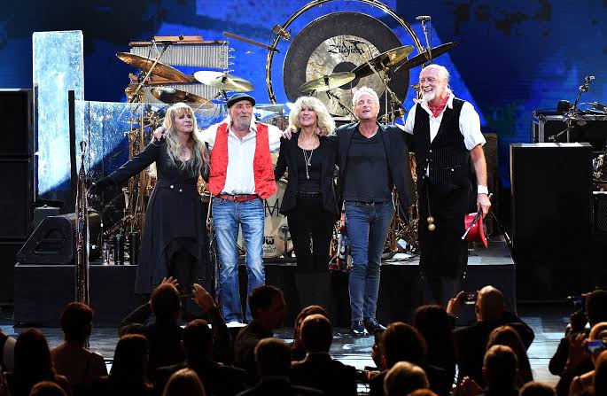 Legendary rock band Fleetwood Mac has officially announced their long-awaited reunion tour, celebrating 30 years of their iconic career with a series of concerts across major North American cities….