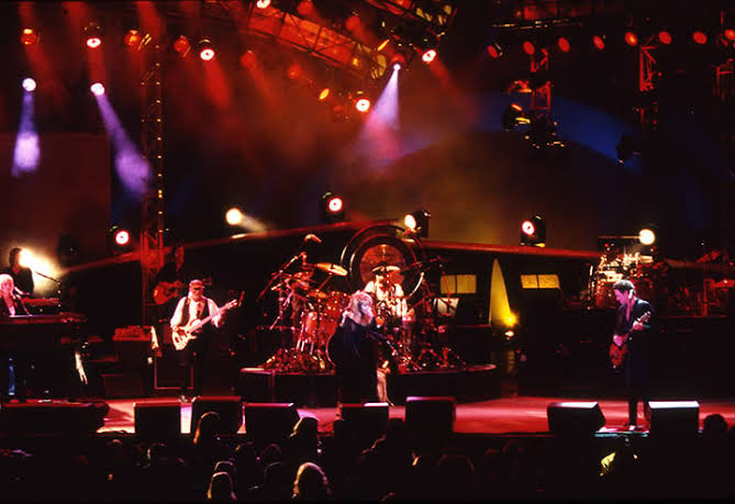 Fleetwood Mac have officially unveiled the set list for their highly anticipated 2025 “Shield Of Pain” tour. Designed as a farewell spectacle and to celebrate the 35th anniversary of their seminal 1990 album Painkiller, the band promises a…