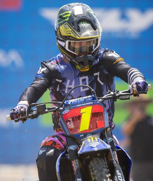 ANNOUNCEMENT: HAIDEN DEEGAN SHOCKS MOTOCROSS WORLD, REJECTS HISTORIC $275 MILLION DEAL TO JOIN THE KTM : SAYS “MY LOYALTY LIES WITH YAMAHA….”….
