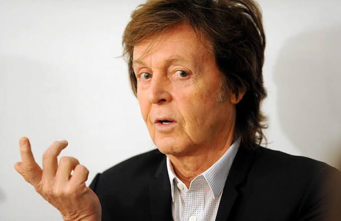 5 minutes Ago: A Homeless Man Approached Paul McCartney on the Street and Asked, “Can I Have a Dollar?” — Paul’s Response Will Leave You in Awe…