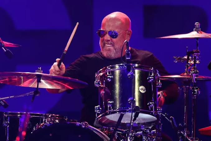 It’s not just a concert—it’s a resurrection of one of the greatest rock albums ever made. Jason Bonham, son of the late, legendary John Bonham, is hitting the road with a powerful tribute to Physical Graffiti, Led Zeppelin’s groundbreaking double album. He’s bringing the thunder back to the stage—Kashmir, Trampled Under Foot, and yes, Stairway. If you’ve ever dreamed of experiencing Zeppelin live, this is your moment….